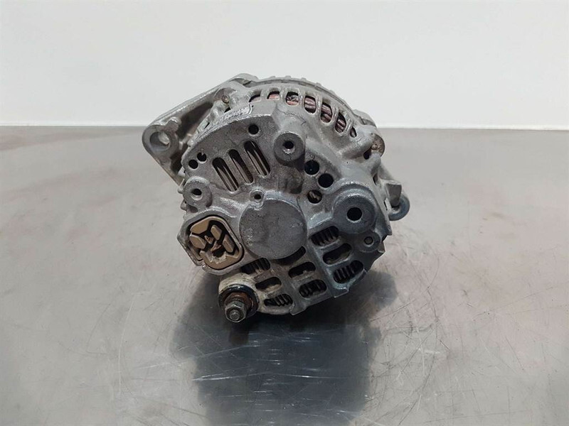 Kubota 12V 60A-A1TA1777-Alternator/Lichtmaschine/Dynamo - Двигатель для Строительной техники: фото 5 Kubota 12V 60A-A1TA1777-Alternator/Lichtmaschine/Dynamo - Двигатель для Строительной техники: фото 5