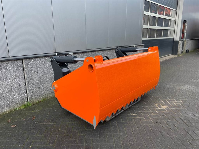 MAMMUT SC220M - Silage cutter/Silageschneider/Kuilhapper - Техника для силоса: фото 2 MAMMUT SC220M - Silage cutter/Silageschneider/Kuilhapper - Техника для силоса: фото 2