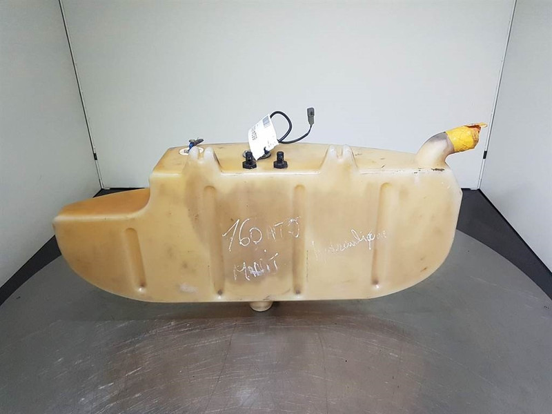 Manitou 160ATJ - Fuel tank/Kraftstofftank/Brandstoftank - Рама/ Шасси для Строительной техники: фото 4 Manitou 160ATJ - Fuel tank/Kraftstofftank/Brandstoftank - Рама/ Шасси для Строительной техники: фото 4