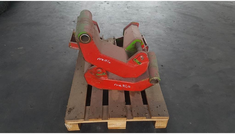 Merlo P 35 - Outrigger/Pratzen/Stempelpoot - Рама/ Шасси: фото 4 Merlo P 35 - Outrigger/Pratzen/Stempelpoot - Рама/ Шасси: фото 4