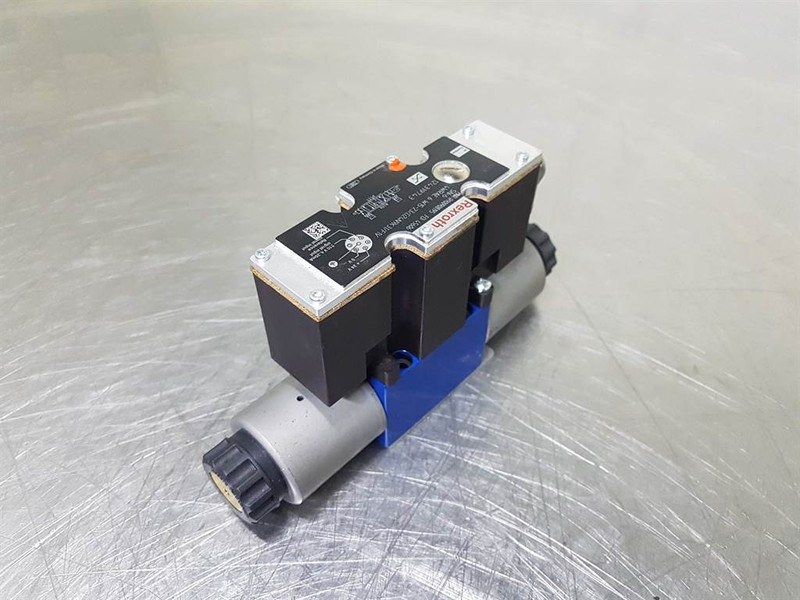 Rexroth 4WRAE6W15-23/G24N9K31/F1V-R900908195-Valve/Ventile - Гидравлика для Строительной техники: фото 5 Rexroth 4WRAE6W15-23/G24N9K31/F1V-R900908195-Valve/Ventile - Гидравлика для Строительной техники: фото 5