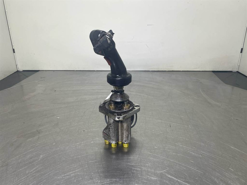 Schaeff SKL834-5369661308-Servo valve/Servoventil - Гидравлика для Строительной техники: фото 3 Schaeff SKL834-5369661308-Servo valve/Servoventil - Гидравлика для Строительной техники: фото 3