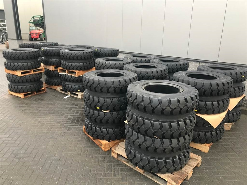 Trelleborg 12.00-20 Dual excavator solid-Tyre/Reifen/Banden - Шины и диски для Строительной техники: фото 1 Trelleborg 12.00-20 Dual excavator solid-Tyre/Reifen/Banden - Шины и диски для Строительной техники: фото 1