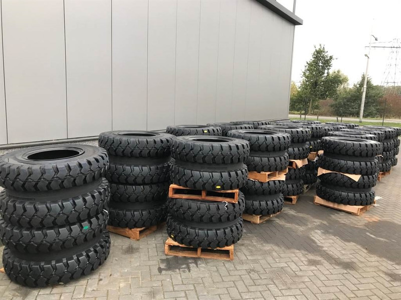 Trelleborg 12.00-20 Dual excavator solid-Tyre/Reifen/Banden - Шины и диски для Строительной техники: фото 4 Trelleborg 12.00-20 Dual excavator solid-Tyre/Reifen/Banden - Шины и диски для Строительной техники: фото 4