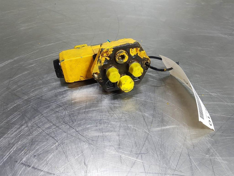 Vickers DG4V32BMUG760 - Valve/Ventile/Ventiel - Гидравлика для Строительной техники: фото 2 Vickers DG4V32BMUG760 - Valve/Ventile/Ventiel - Гидравлика для Строительной техники: фото 2