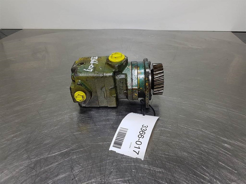 Vickers V210-8W - Gearpump/Zahnradpumpe/Tandwielpomp - Гидравлика: фото 1 Vickers V210-8W - Gearpump/Zahnradpumpe/Tandwielpomp - Гидравлика: фото 1