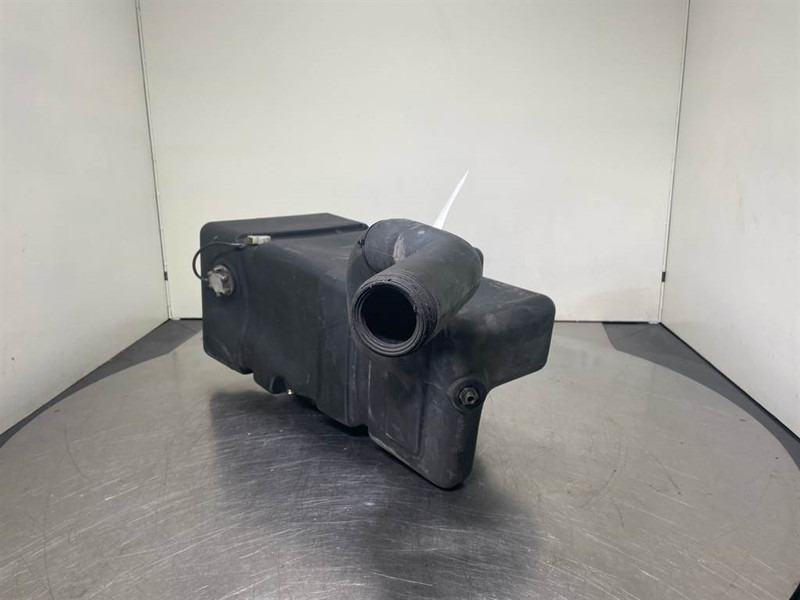 Volvo L30B-Z/X-VOE11306084-Fuel tank/Kraftstofftank - Рама/ Шасси для Строительной техники: фото 3 Volvo L30B-Z/X-VOE11306084-Fuel tank/Kraftstofftank - Рама/ Шасси для Строительной техники: фото 3