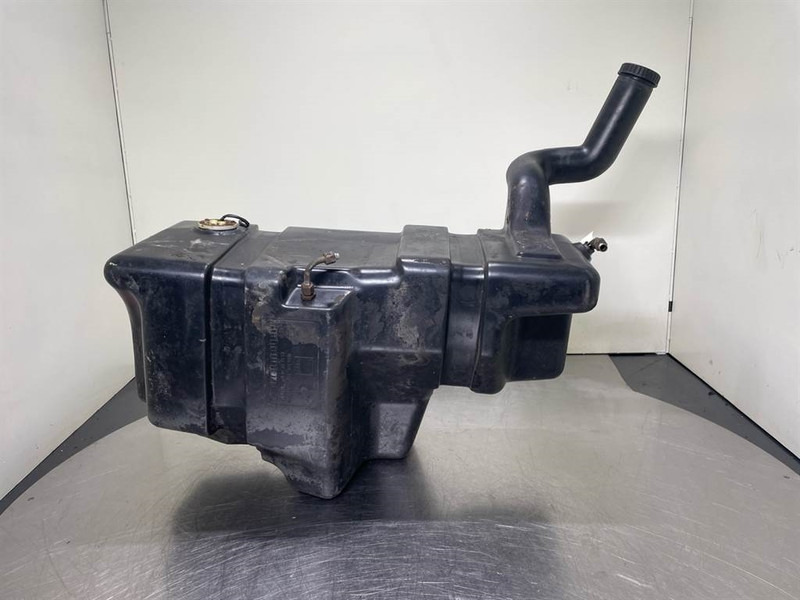 Volvo L30D-VOE11370525-Fuel tank/Kraftstofftank/Tank - Рама/ Шасси для Строительной техники: фото 3 Volvo L30D-VOE11370525-Fuel tank/Kraftstofftank/Tank - Рама/ Шасси для Строительной техники: фото 3