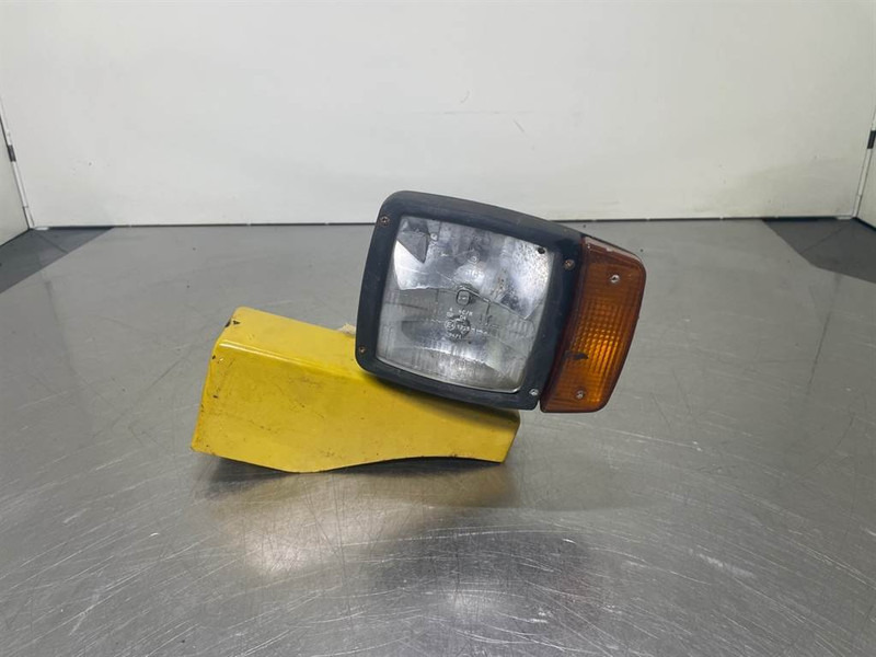Volvo L30D-ZM2808249-Headlight/Leuchte/Verlichting - Электрическая система для Строительной техники: фото 1 Volvo L30D-ZM2808249-Headlight/Leuchte/Verlichting - Электрическая система для Строительной техники: фото 1