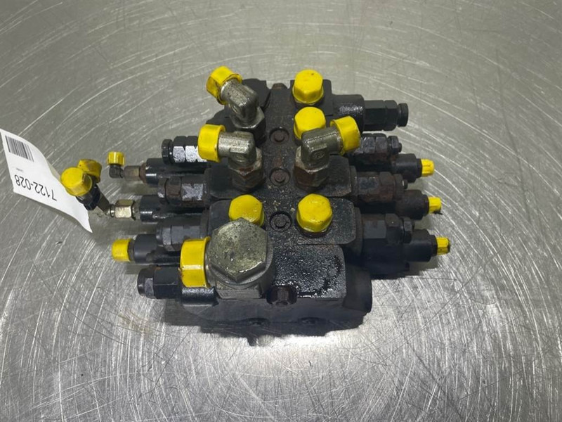 Volvo L30D-ZM2810714-Valve/Ventile/Ventiel - Гидравлика для Строительной техники: фото 2 Volvo L30D-ZM2810714-Valve/Ventile/Ventiel - Гидравлика для Строительной техники: фото 2