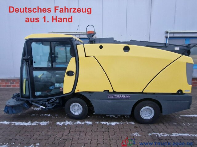 Schmidt Johnston Bucher Sweeper CX 201 Kehren + Sprühen Klima - Подметально-уборочная машина: фото 1 Schmidt Johnston Bucher Sweeper CX 201 Kehren + Sprühen Klima - Подметально-уборочная машина: фото 1