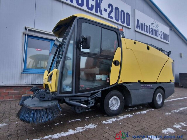 Schmidt Johnston Bucher Sweeper CX 201 Kehren + Sprühen Klima - Подметально-уборочная машина: фото 5 Schmidt Johnston Bucher Sweeper CX 201 Kehren + Sprühen Klima - Подметально-уборочная машина: фото 5