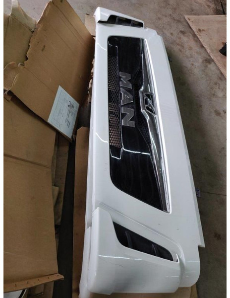 MAN Frontklep grille TGL Euro6 - Капот: фото 2 MAN Frontklep grille TGL Euro6 - Капот: фото 2