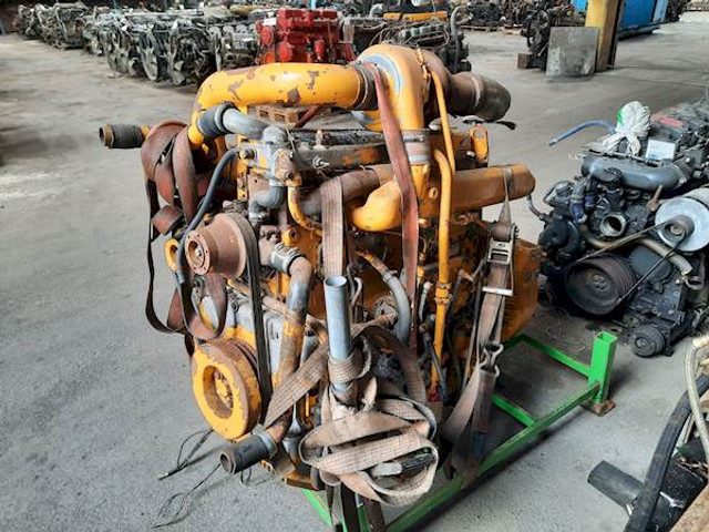 DAF 1160 TURBO - Двигатель: фото 1 DAF 1160 TURBO - Двигатель: фото 1