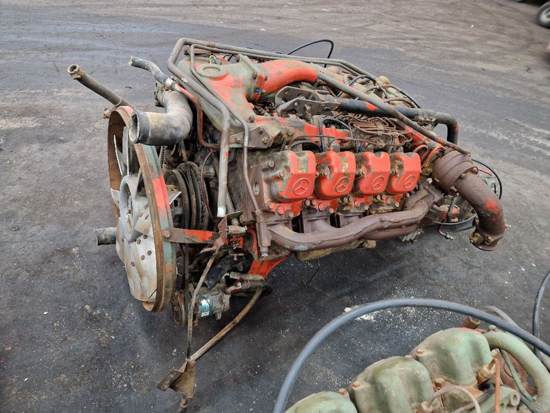 Mercedes-Benz OM442LA - Двигатель: фото 1 Mercedes-Benz OM442LA - Двигатель: фото 1