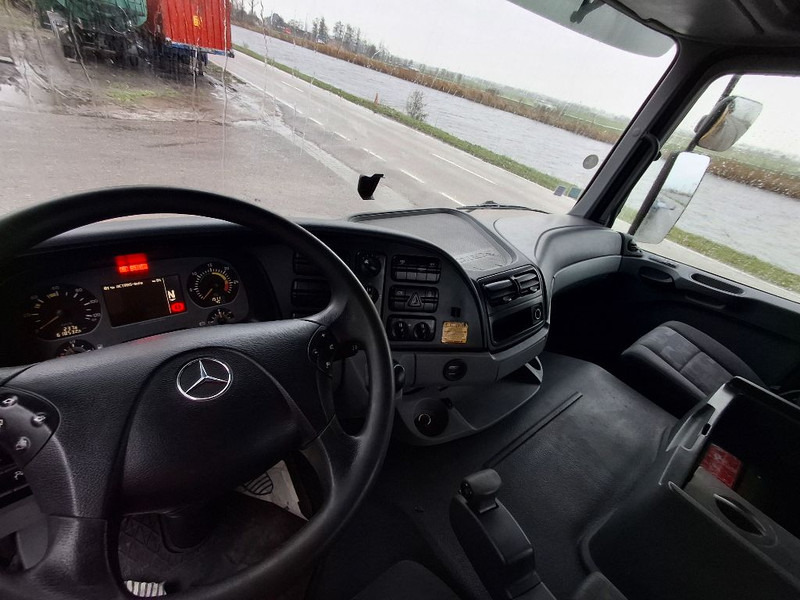 Mercedes-Benz ACTROS 2041 AS 4x4 - Тягач: фото 3 Mercedes-Benz ACTROS 2041 AS 4x4 - Тягач: фото 3