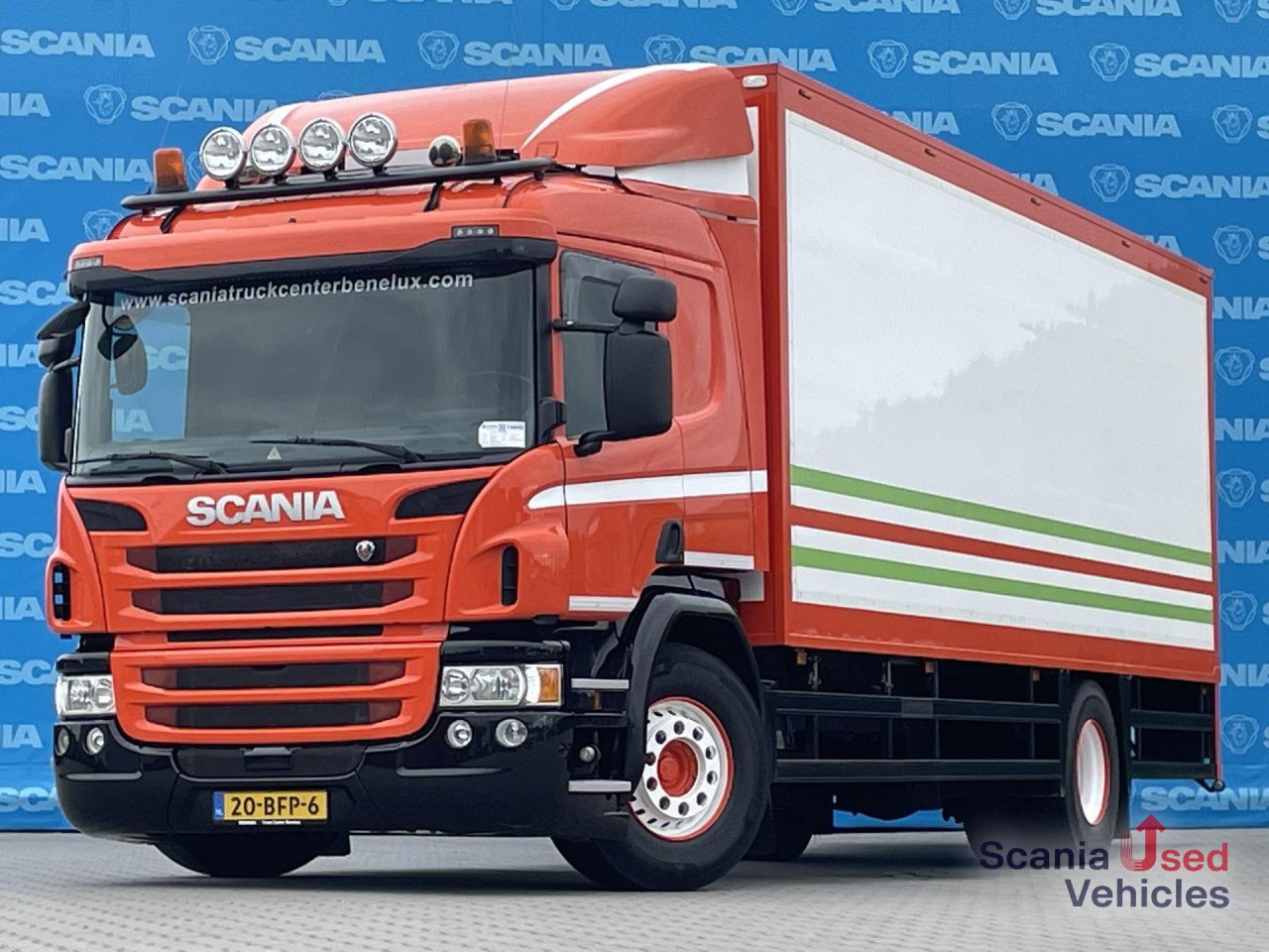 SCANIA P 370 LB4x2MNB RETARDER FULL AIR 705X245X235 - Грузовик с закрытым кузовом: фото 1 SCANIA P 370 LB4x2MNB RETARDER FULL AIR 705X245X235 - Грузовик с закрытым кузовом: фото 1