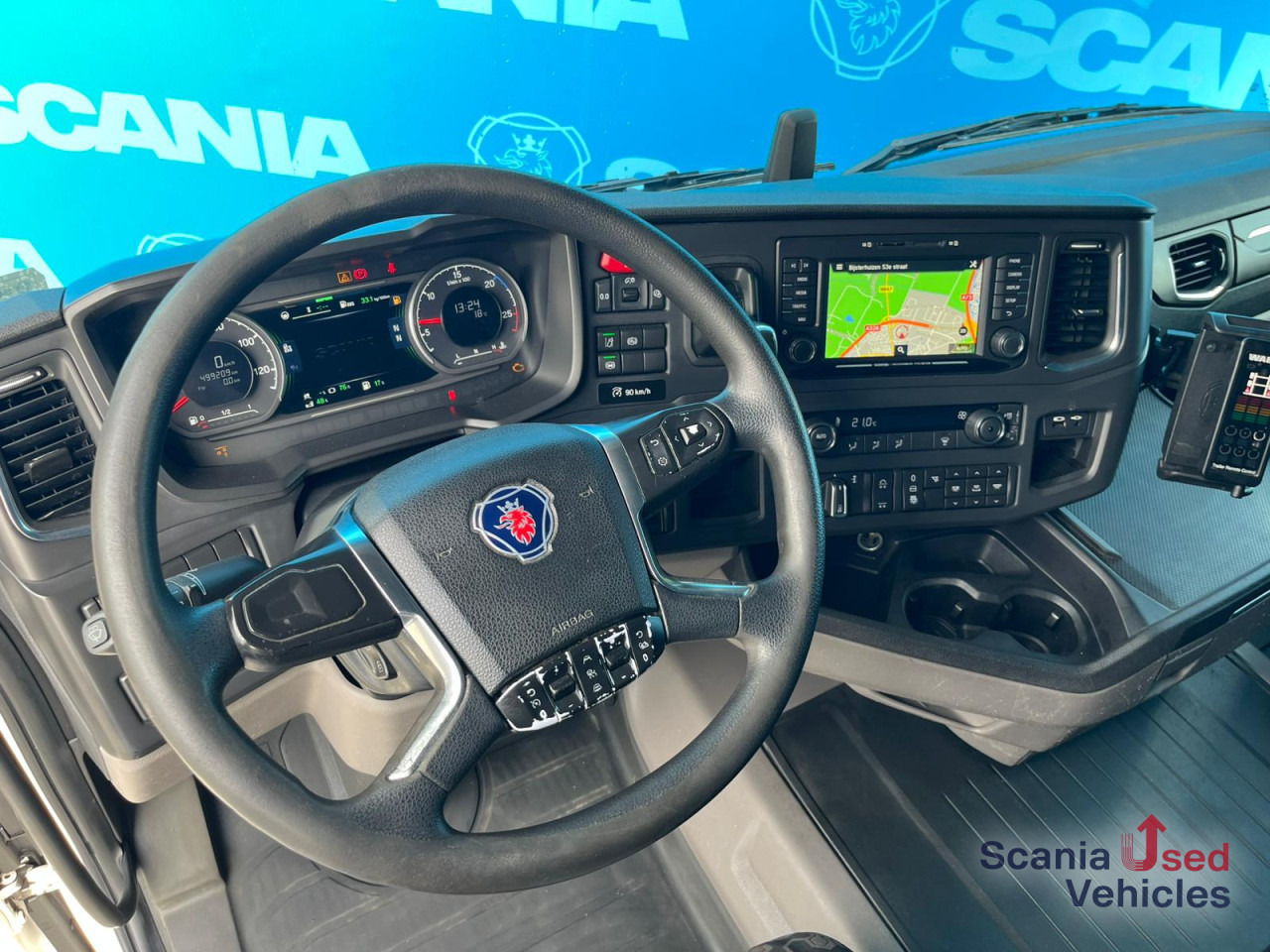SCANIA R 410 B6x2*4NB LNG RETARDER FRIGO CHEREAU 765x250x - Рефрижератор: фото 2 SCANIA R 410 B6x2*4NB LNG RETARDER FRIGO CHEREAU 765x250x - Рефрижератор: фото 2