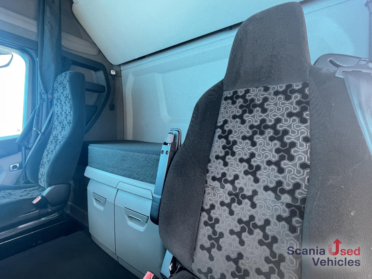 SCANIA S 500 A4X2NB RETARDER FULL AIR 8T P-AIRCO ACC - Тягач: фото 5 SCANIA S 500 A4X2NB RETARDER FULL AIR 8T P-AIRCO ACC - Тягач: фото 5