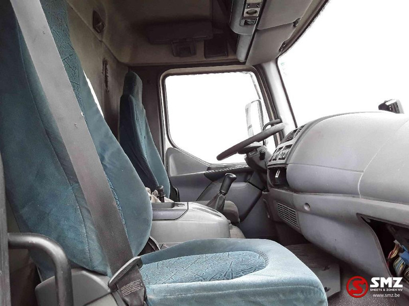 Грузовик с закрытым кузовом DAF 55 LF 220: фото 6 Грузовик с закрытым кузовом DAF 55 LF 220: фото 6