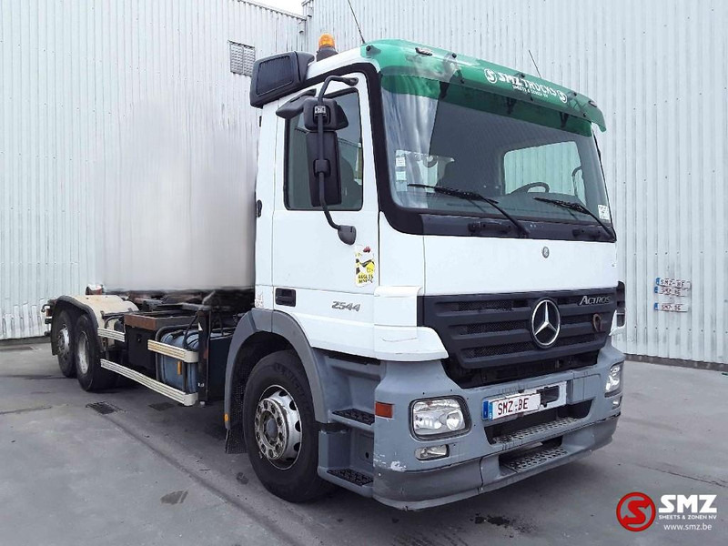 Mercedes-Benz Actros 2544 Eps Retarder - Грузовик-шасси: фото 1 Mercedes-Benz Actros 2544 Eps Retarder - Грузовик-шасси: фото 1