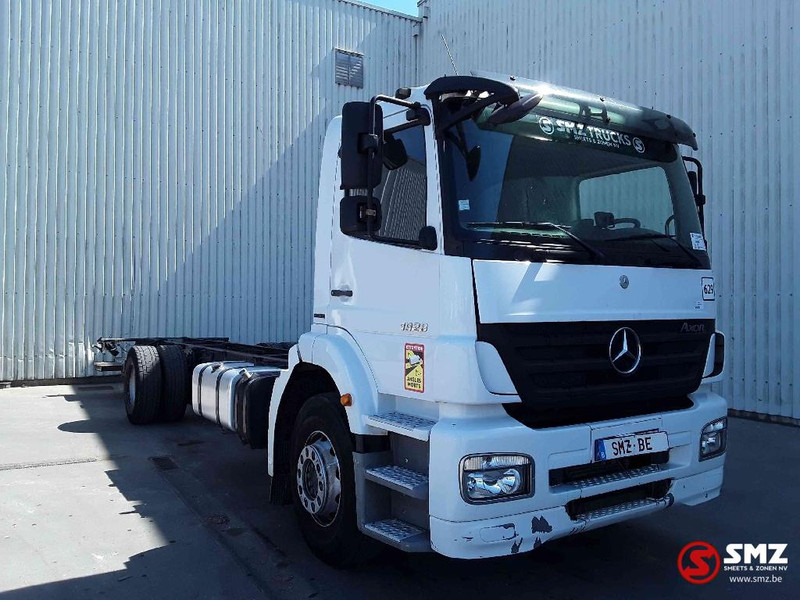 Mercedes-Benz Axor 1829 manual - Грузовик-шасси: фото 1 Mercedes-Benz Axor 1829 manual - Грузовик-шасси: фото 1