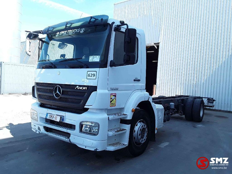 Mercedes-Benz Axor 1829 manual - Грузовик-шасси: фото 3 Mercedes-Benz Axor 1829 manual - Грузовик-шасси: фото 3