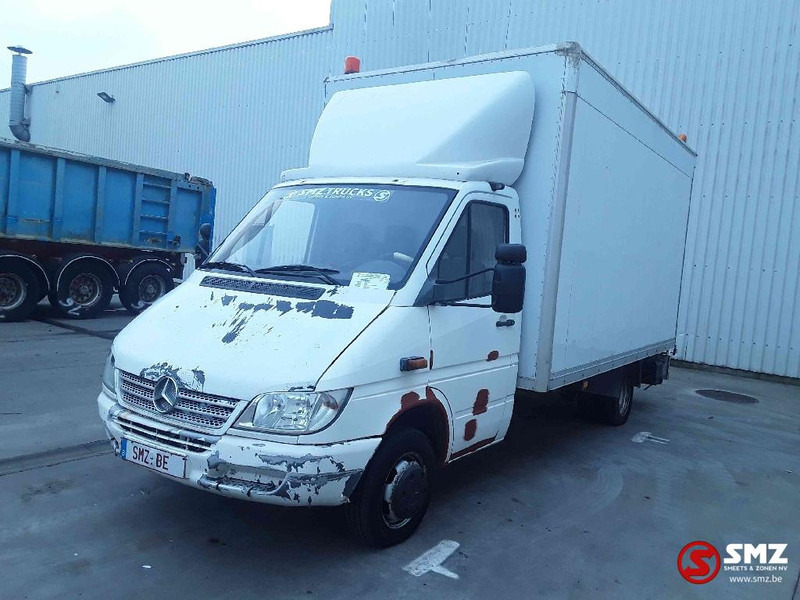 Mercedes-Benz Sprinter 413 CDI - Грузовик с закрытым кузовом: фото 3 Mercedes-Benz Sprinter 413 CDI - Грузовик с закрытым кузовом: фото 3