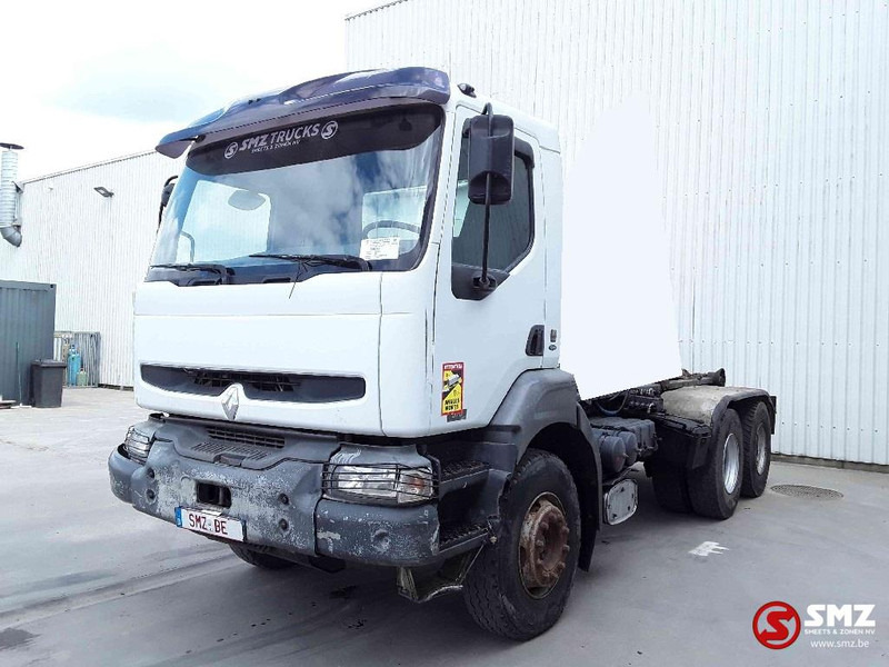 Renault Kerax 370 steel lames - Грузовик-шасси: фото 3 Renault Kerax 370 steel lames - Грузовик-шасси: фото 3