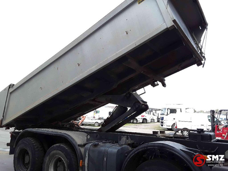 Самосвал Renault Kerax 450 manual 8x4: фото 12 Самосвал Renault Kerax 450 manual 8x4: фото 12