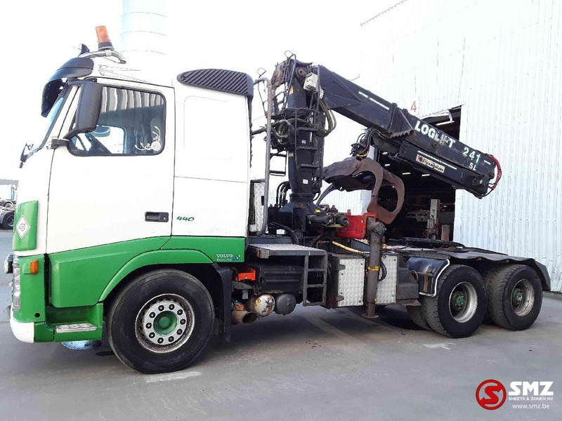 Volvo FH 16 610 6x4 loglift oil in water - Тягач: фото 5 Volvo FH 16 610 6x4 loglift oil in water - Тягач: фото 5