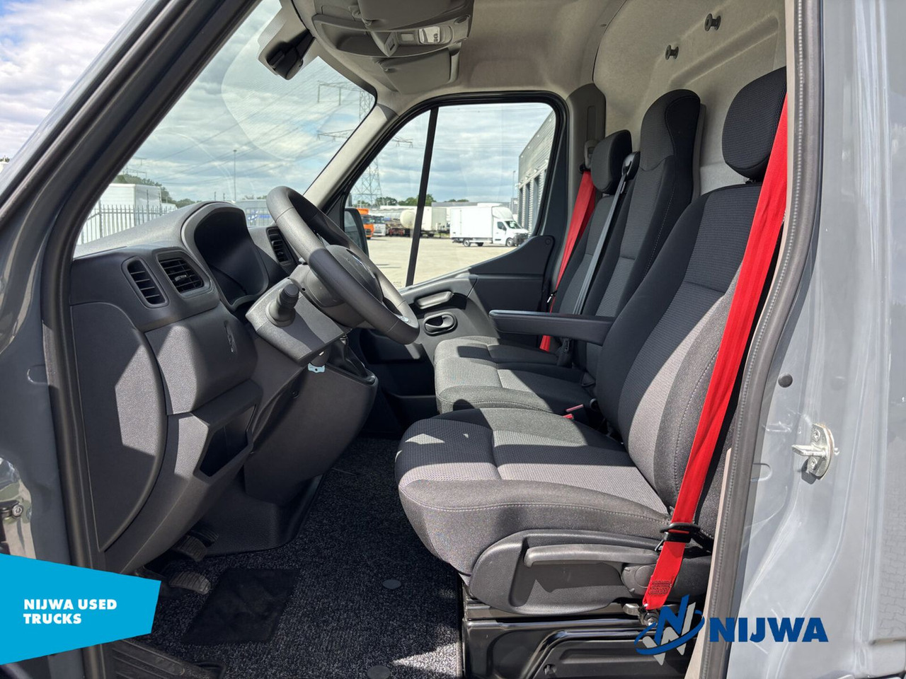 Renault Master T35 150 L2H2 Imperial + Trekhaak Kasten - Цельнометаллический фургон: фото 5 Renault Master T35 150 L2H2 Imperial + Trekhaak Kasten - Цельнометаллический фургон: фото 5