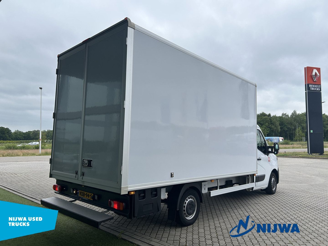 Renault Master T35 165 Navigatie + Achteruitrijcamera - Грузовик-шасси: фото 3 Renault Master T35 165 Navigatie + Achteruitrijcamera - Грузовик-шасси: фото 3