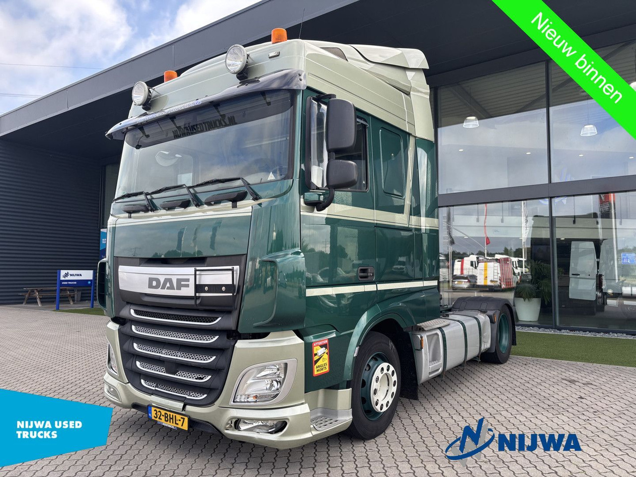 DAF XF 460 4x2 Hefschotel + Retader - Тягач: фото 1 DAF XF 460 4x2 Hefschotel + Retader - Тягач: фото 1