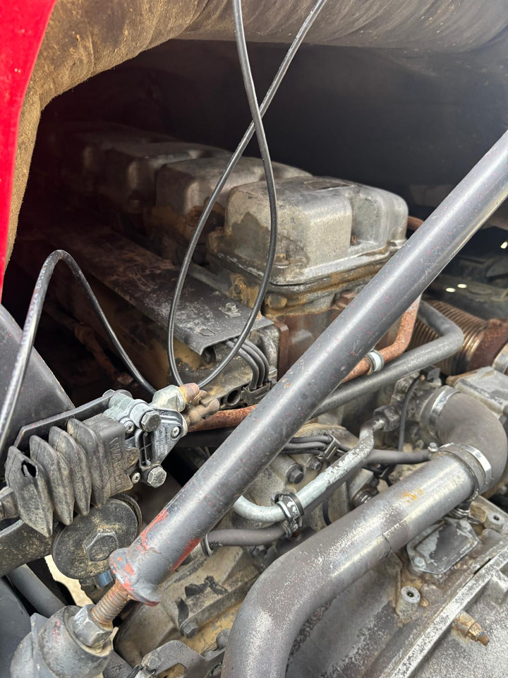 Scania R 124 420 8x4 Kipper Retarder - Самосвал: фото 4 Scania R 124 420 8x4 Kipper Retarder - Самосвал: фото 4