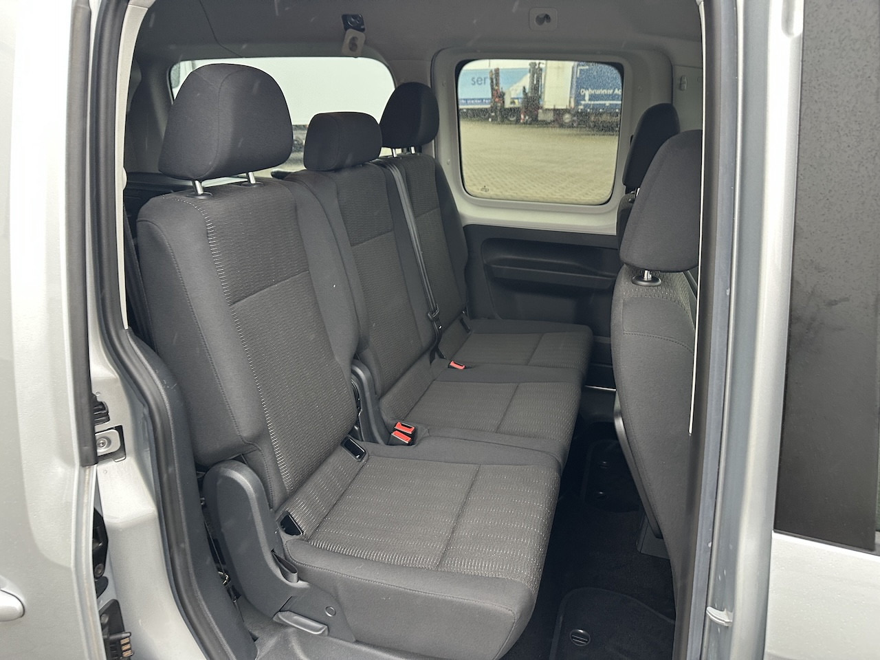 VW Caddy Maxi Paravan Umbau Rollstuhl Heckeinstieg - Грузопассажирский фургон: фото 2 VW Caddy Maxi Paravan Umbau Rollstuhl Heckeinstieg - Грузопассажирский фургон: фото 2