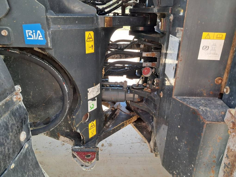 Колёсный погрузчик Komatsu WA475-10E0: фото 11