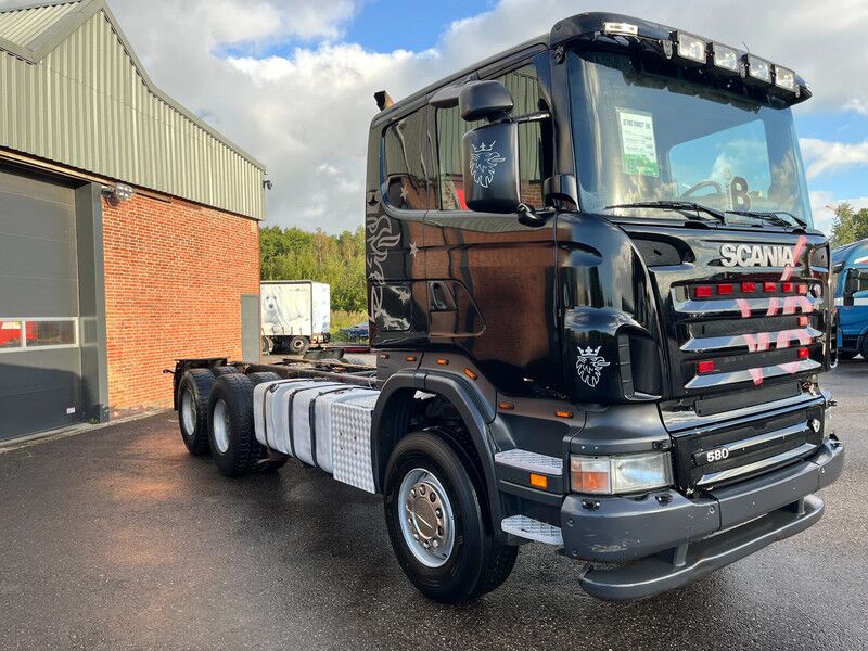 Scania R580 V8 6x4 - Spring/Spring - Hub reduct. + Retarder - Klima - 41.071 - Грузовик-шасси: фото 2 Scania R580 V8 6x4 - Spring/Spring - Hub reduct. + Retarder - Klima - 41.071 - Грузовик-шасси: фото 2