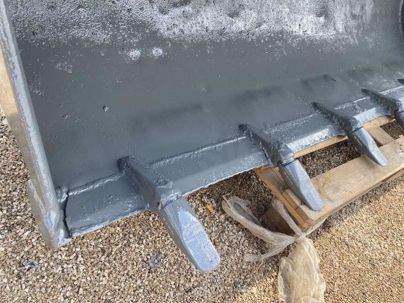 MECALAC 2140mm - Series 8 / 10 / 11 / 12 - Ковш для погрузчика: фото 3 MECALAC 2140mm - Series 8 / 10 / 11 / 12 - Ковш для погрузчика: фото 3