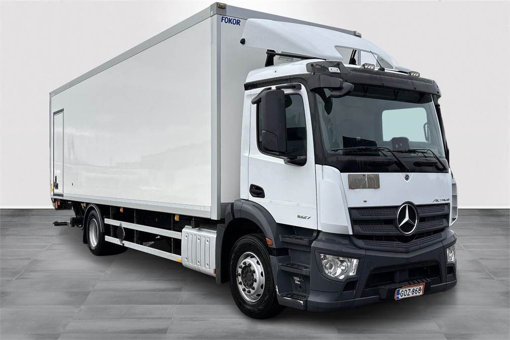 Mercedes-Benz ACTROS 1827 5 KSA-kori +PL - Грузовик с закрытым кузовом: фото 4 Mercedes-Benz ACTROS 1827 5 KSA-kori +PL - Грузовик с закрытым кузовом: фото 4
