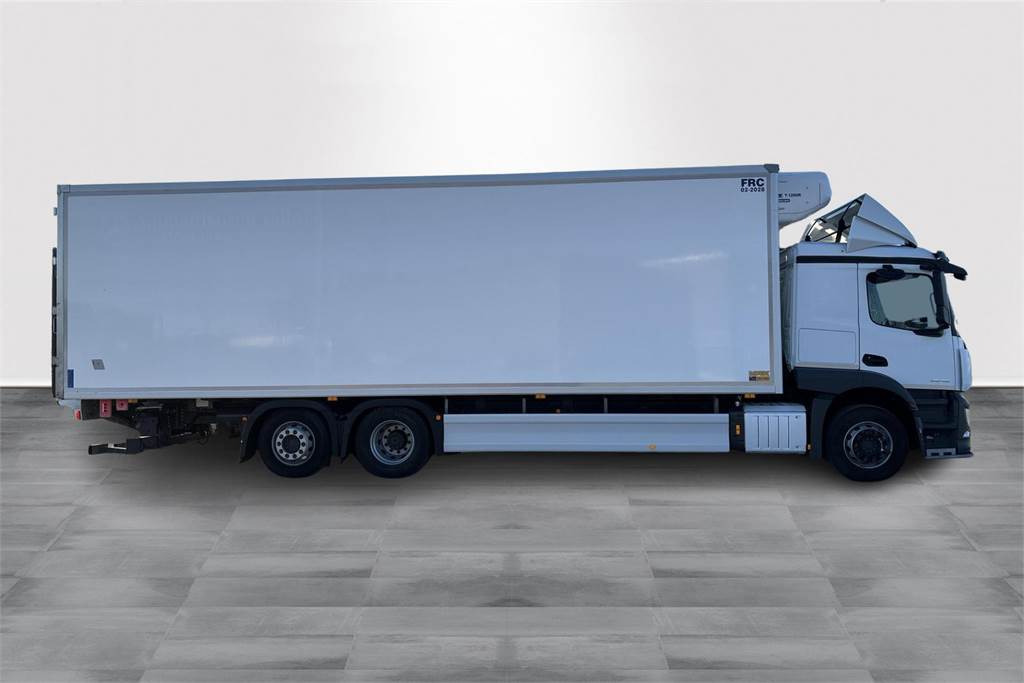 Mercedes-Benz ACTROS 5L 2546 L6x2 / FRC 02/2028 - Изотермический грузовик: фото 4 Mercedes-Benz ACTROS 5L 2546 L6x2 / FRC 02/2028 - Изотермический грузовик: фото 4