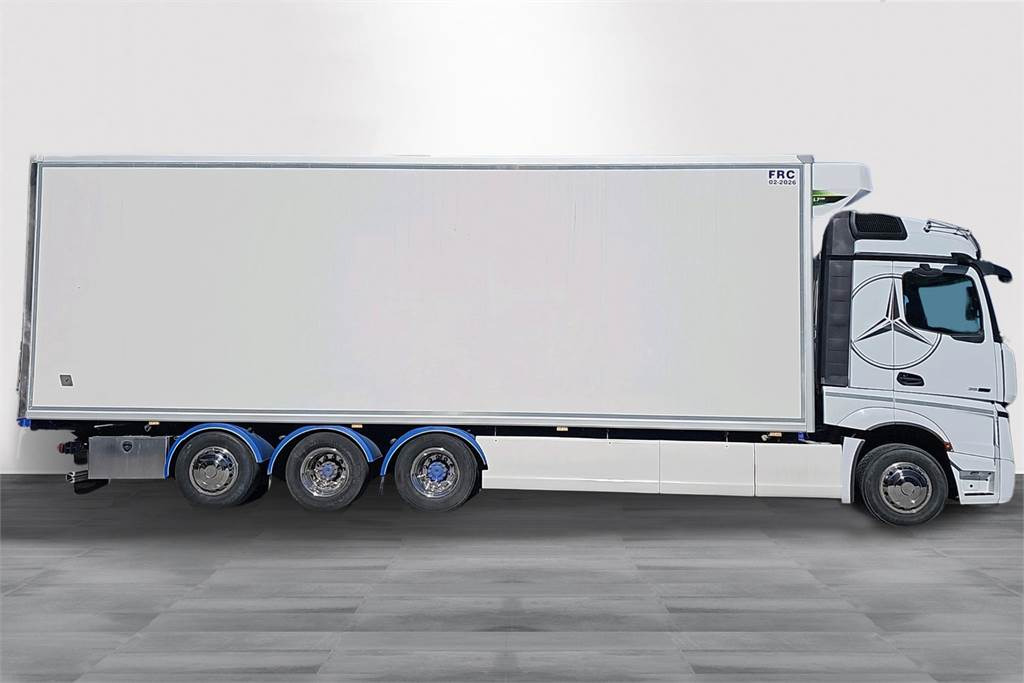 Mercedes-Benz ACTROS L 580hv 4-aks FRC 02/2026 - Изотермический грузовик: фото 4 Mercedes-Benz ACTROS L 580hv 4-aks FRC 02/2026 - Изотермический грузовик: фото 4