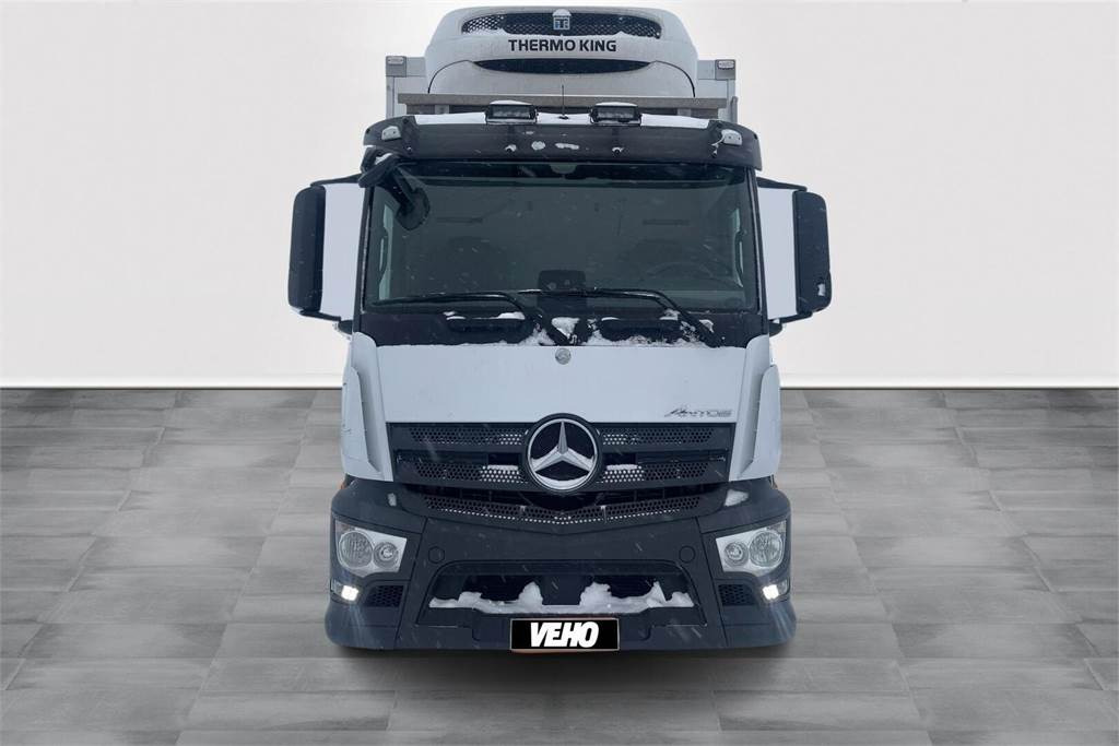 Mercedes-Benz ANTOS 2546L FRC 10/24 2-lämpö 9,7 m - Изотермический грузовик: фото 2 Mercedes-Benz ANTOS 2546L FRC 10/24 2-lämpö 9,7 m - Изотермический грузовик: фото 2