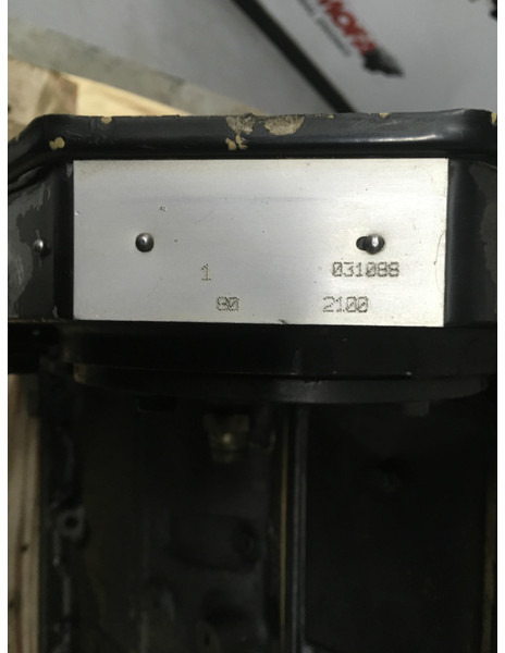 Строительная техника Cummins 4B3.9 FOR PARTS: фото 6