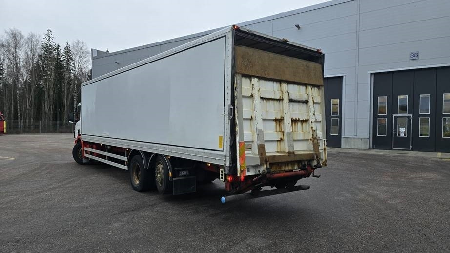 Scania P 230 - Грузовик с закрытым кузовом: фото 3 Scania P 230 - Грузовик с закрытым кузовом: фото 3