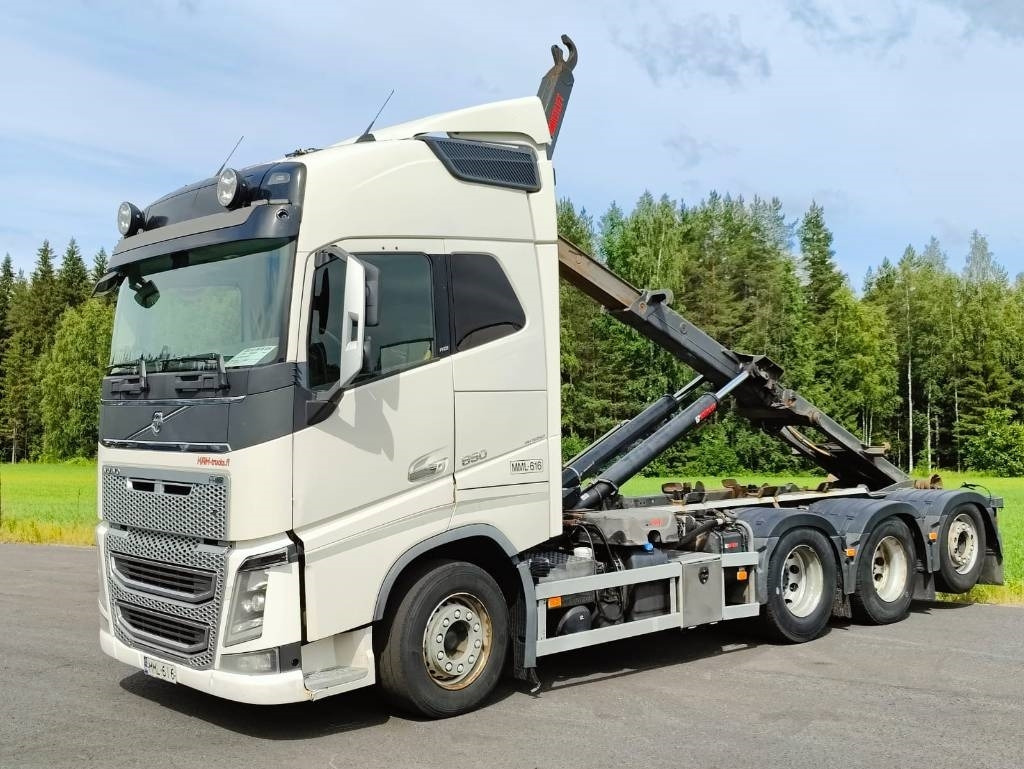 Volvo FH 16 - Крюковой мультилифт: фото 1 Volvo FH 16 - Крюковой мультилифт: фото 1