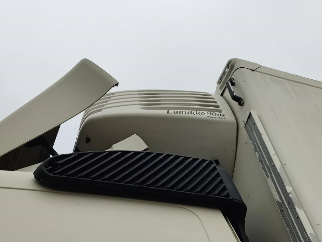 Грузовик с закрытым кузовом Volvo FM 13: фото 6