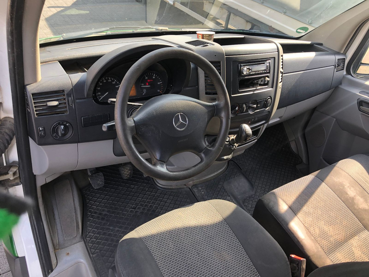 Малотоннажный рефрижератор Mercedes-Benz Sprinter 313 CDI Thermo King: фото 11 Малотоннажный рефрижератор Mercedes-Benz Sprinter 313 CDI Thermo King: фото 11