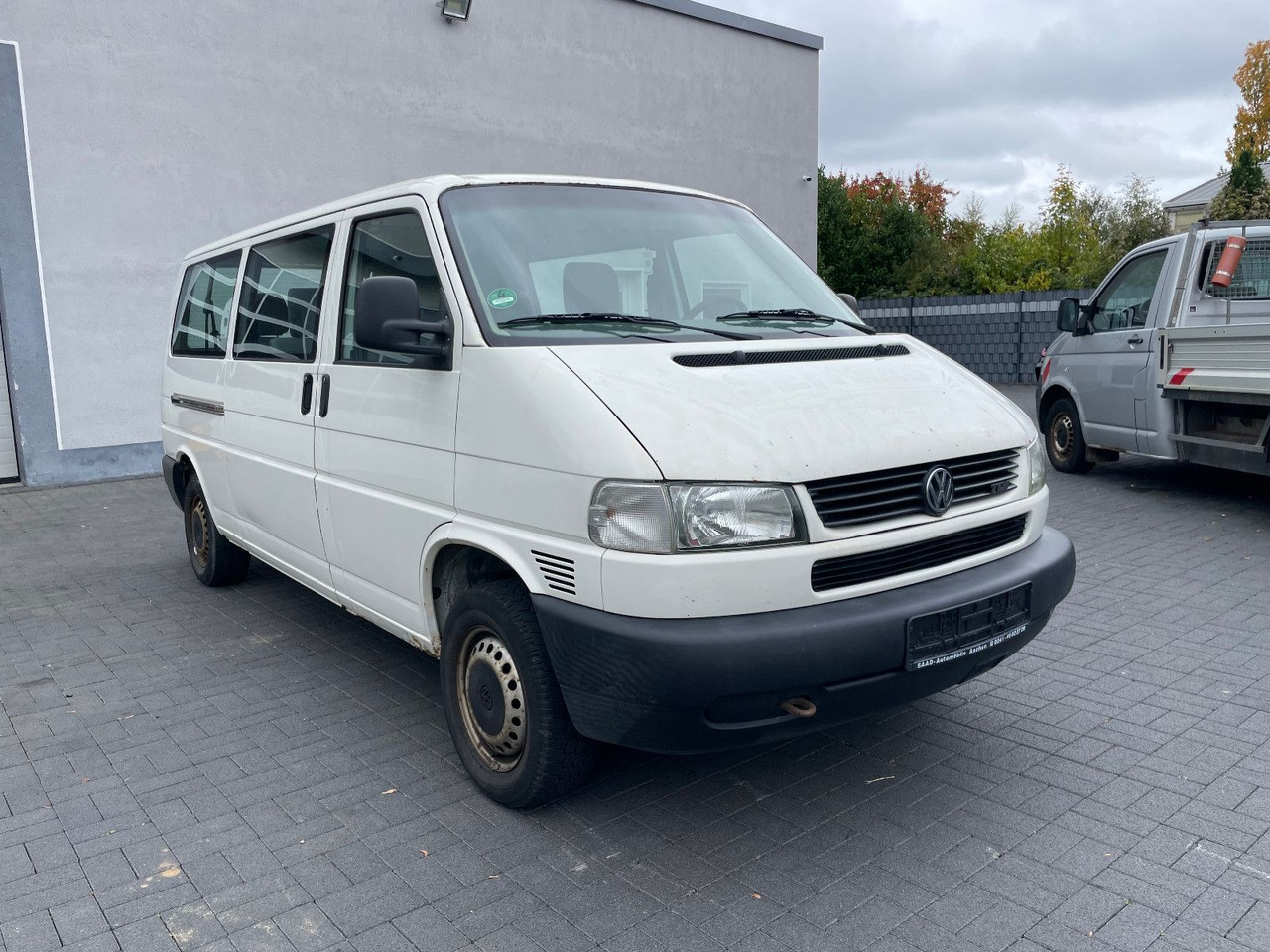 Volkswagen T4 Caravelle 2,5-l-Diesel TDI 75kW syncro lang - Пассажирский фургон: фото 1 Volkswagen T4 Caravelle 2,5-l-Diesel TDI 75kW syncro lang - Пассажирский фургон: фото 1