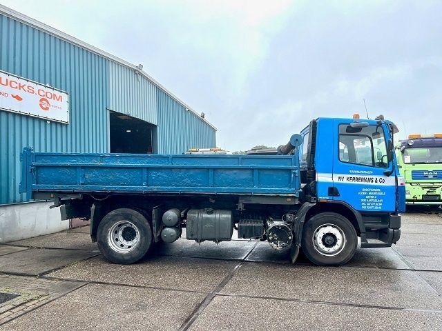 DAF 65.210 ATI 4x2 FULL STEEL KIPPER (EURO 2 / MANUAL GEARBOX / FULL STEEL SUSPENSION / P.T.O.) - Самосвал: фото 4 DAF 65.210 ATI 4x2 FULL STEEL KIPPER (EURO 2 / MANUAL GEARBOX / FULL STEEL SUSPENSION / P.T.O.) - Самосвал: фото 4